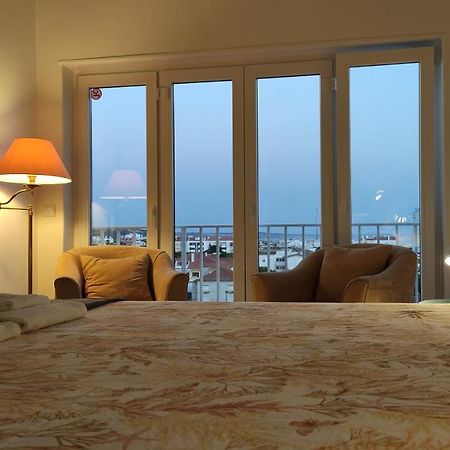 コスタ・ダ・カパリカGolden Loft Caparicaアパートメント エクステリア 写真